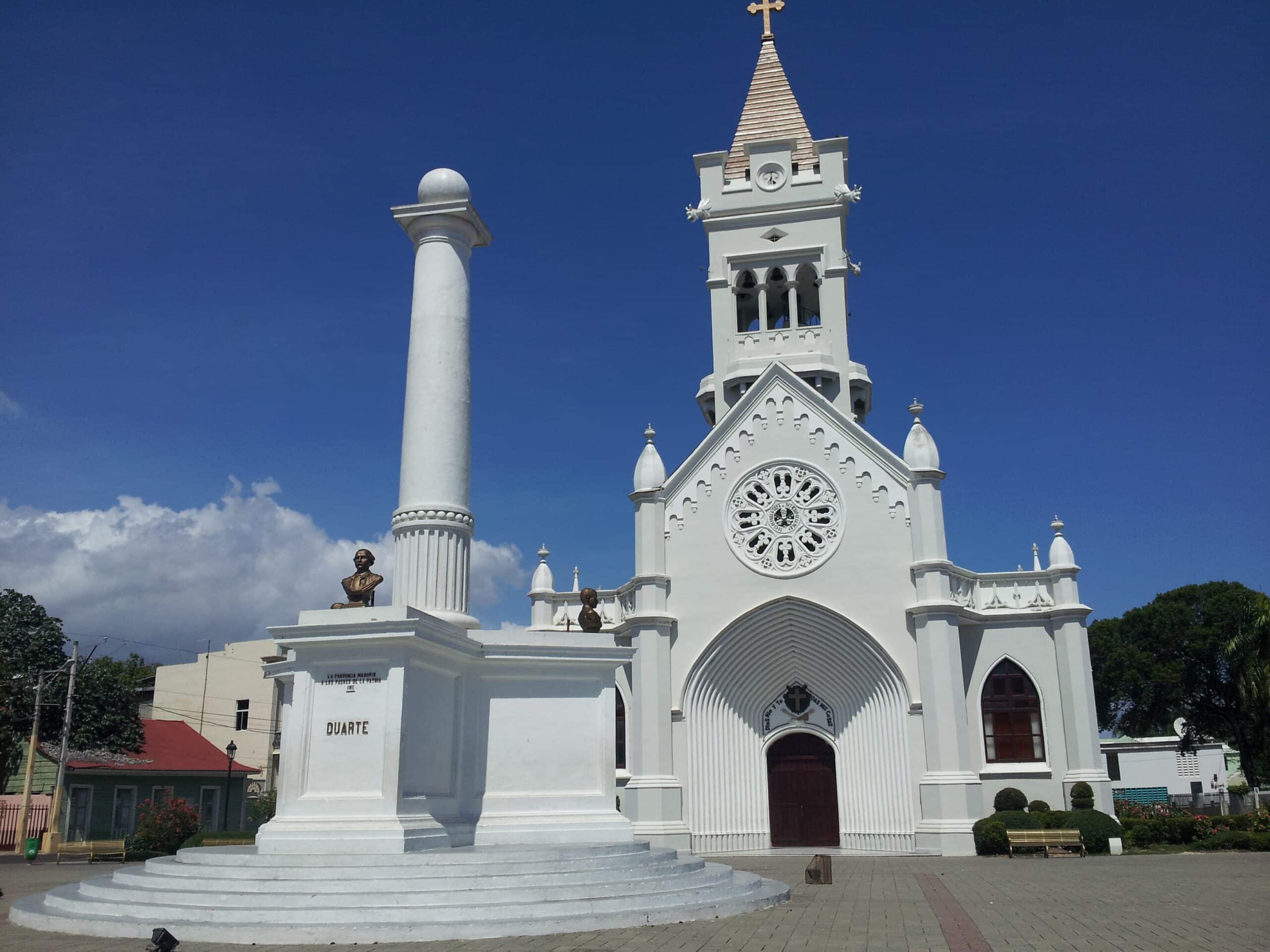 capilla guadalupe reyna de los apostoles san pedro garza garcia