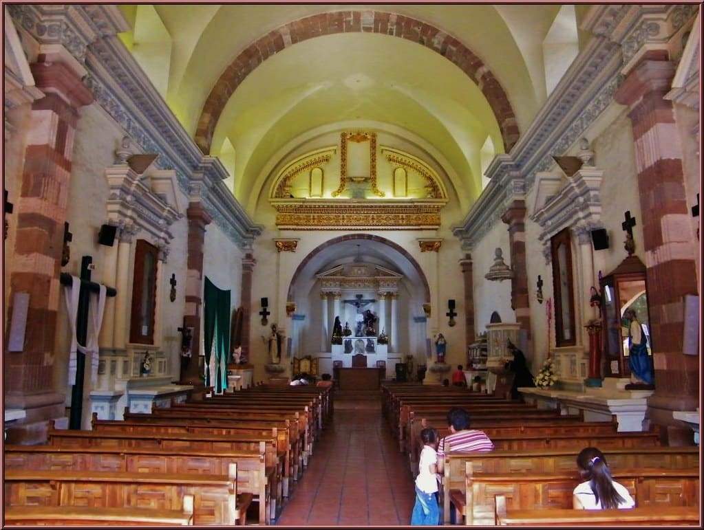 capilla san francisco de asis cadereyta jimenez