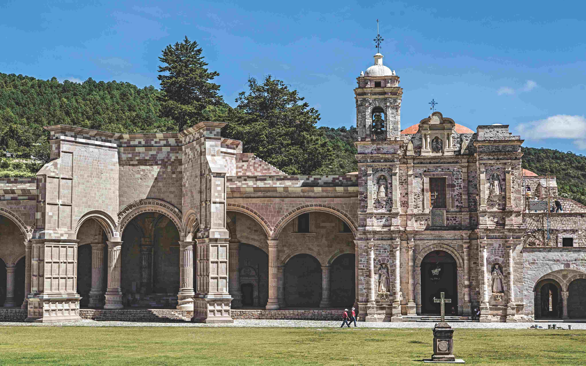 capilla san pedro y san pablo juarez