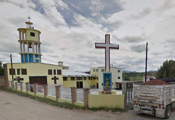 cuasi parroquia la santa cruz emiliano zapata