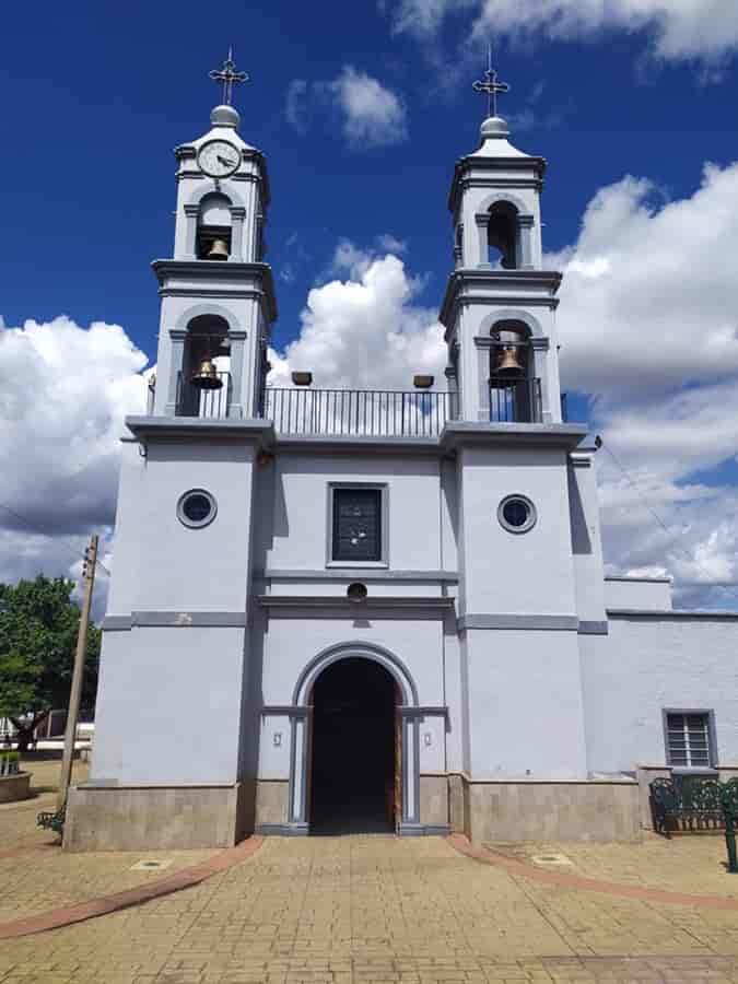 cuasi parroquia san jose de las flores zapotlanejo