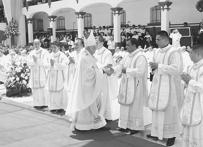 cuasi parroquia san lucas evangelista indaparapeo