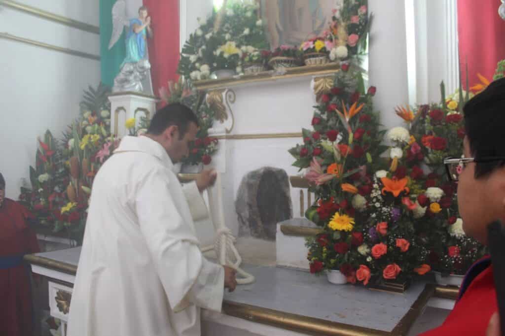 cuasi parroquia santa maria del pueblito jerecuaro