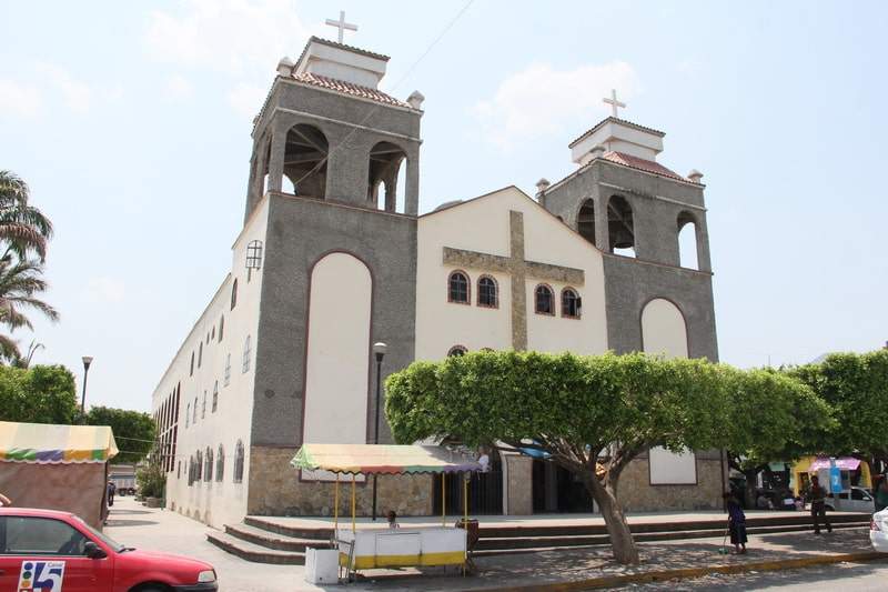 parroquia de la santa cruz ixhuatan