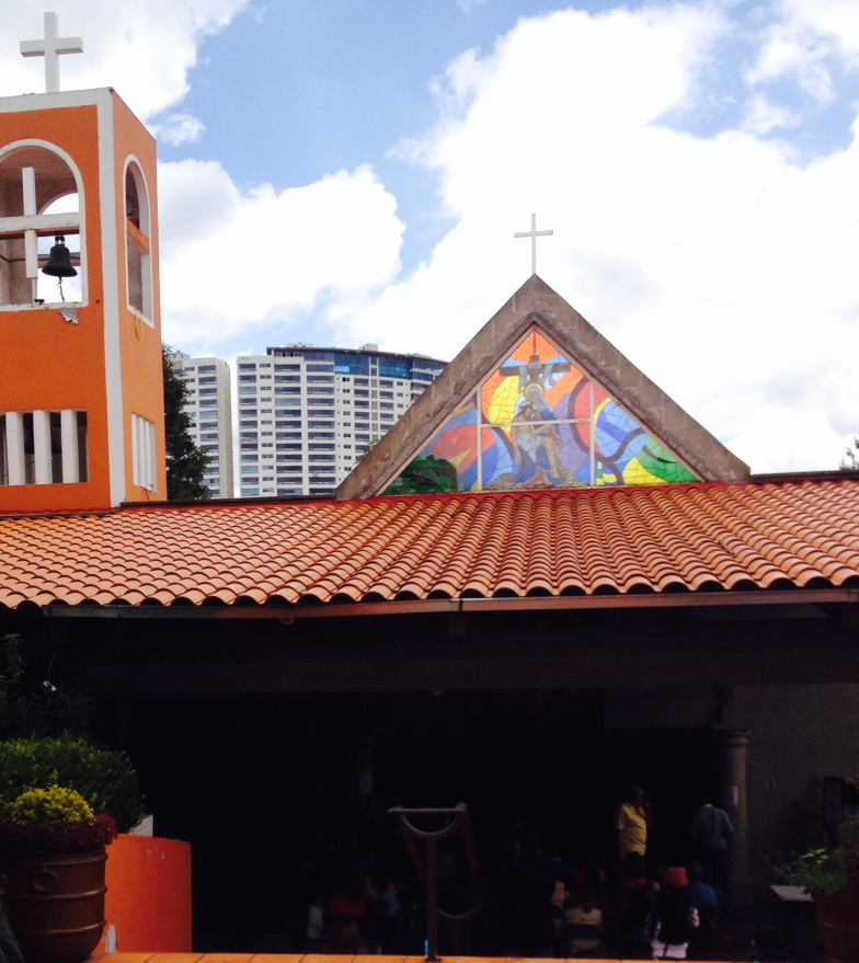 parroquia nuestra senora de la piedad huixquilucan