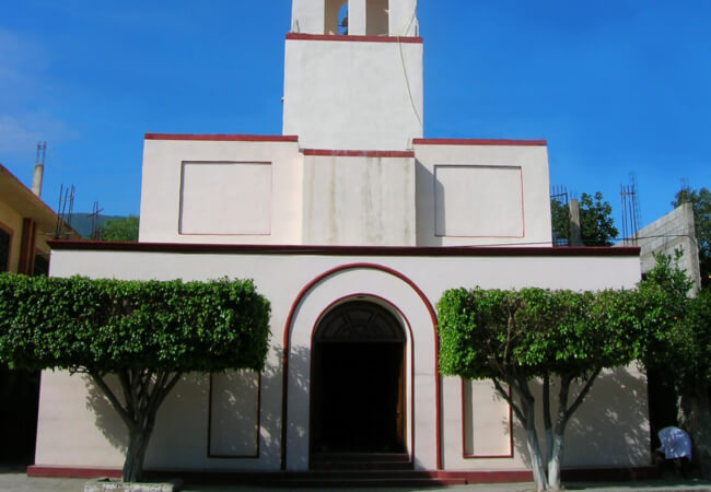 parroquia nuestra senora de lourdes victoria