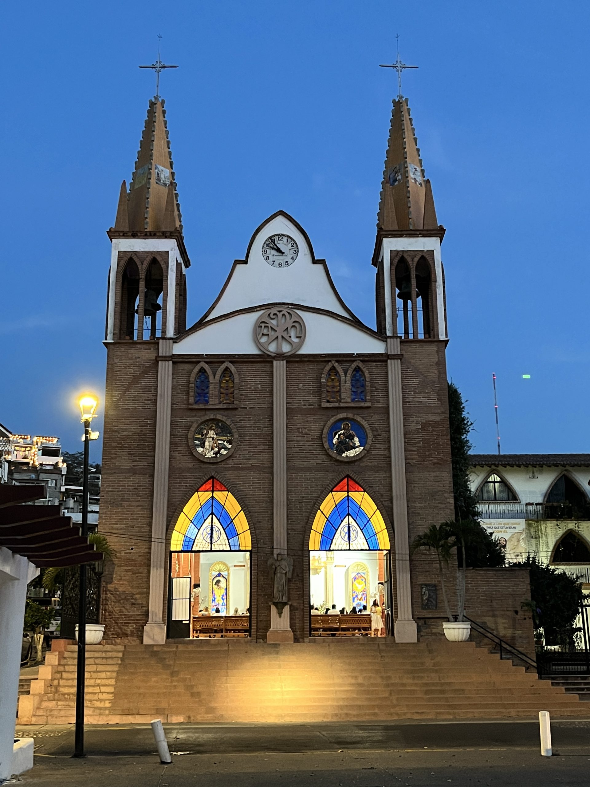 parroquia nuestra senora del refugio puerto vallarta scaled