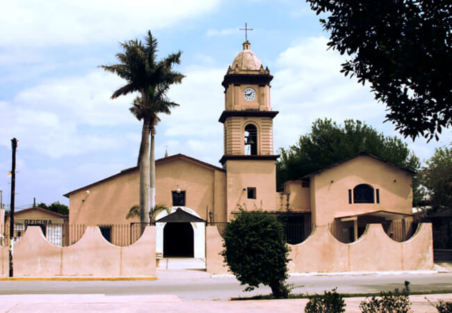 parroquia nuestra senora del rosario llera