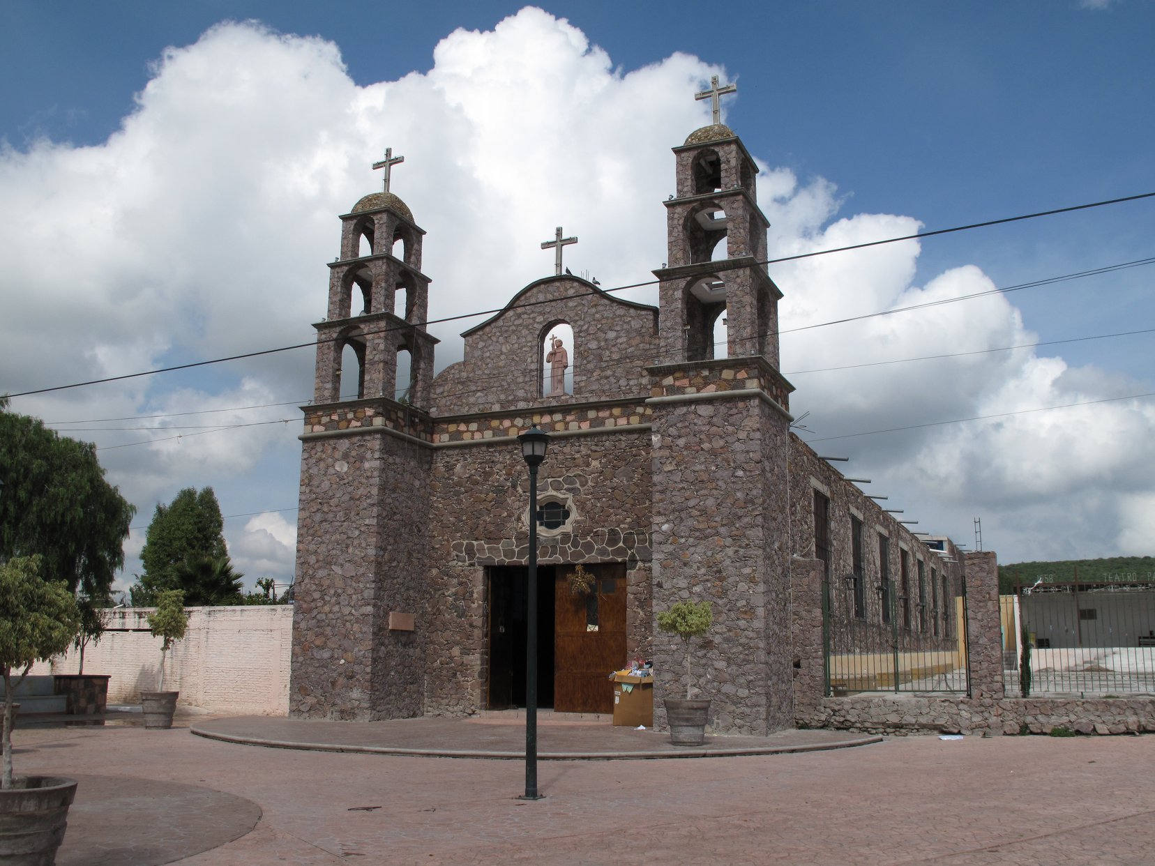 parroquia san felipe de jesus el marques