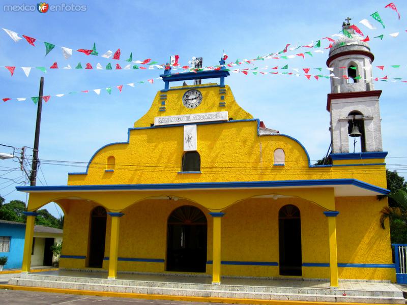 parroquia san miguel arcangel nautla