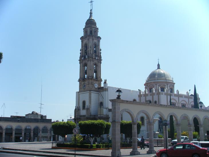 parroquia san miguel arcangel uriangato