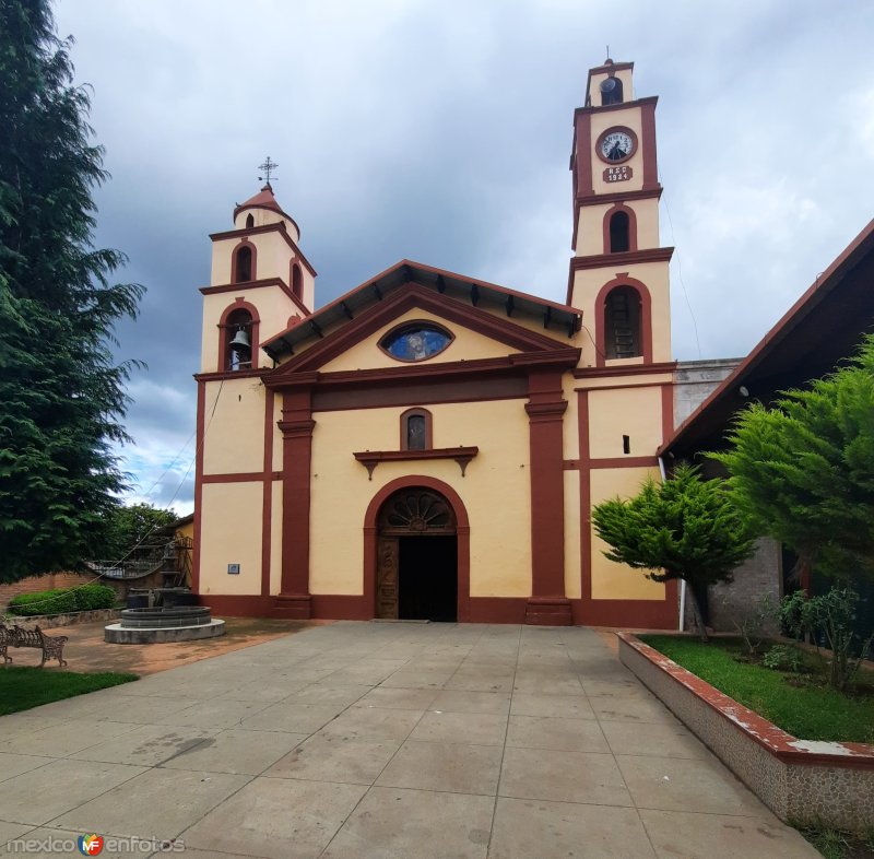 parroquia san nicolas de tolentino ahuazotepec