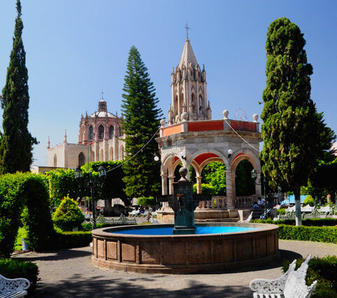 parroquia san nicolas tolentino moroleon