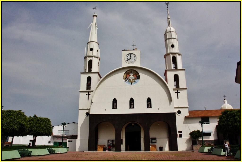 parroquia san pedro apostol acambaro