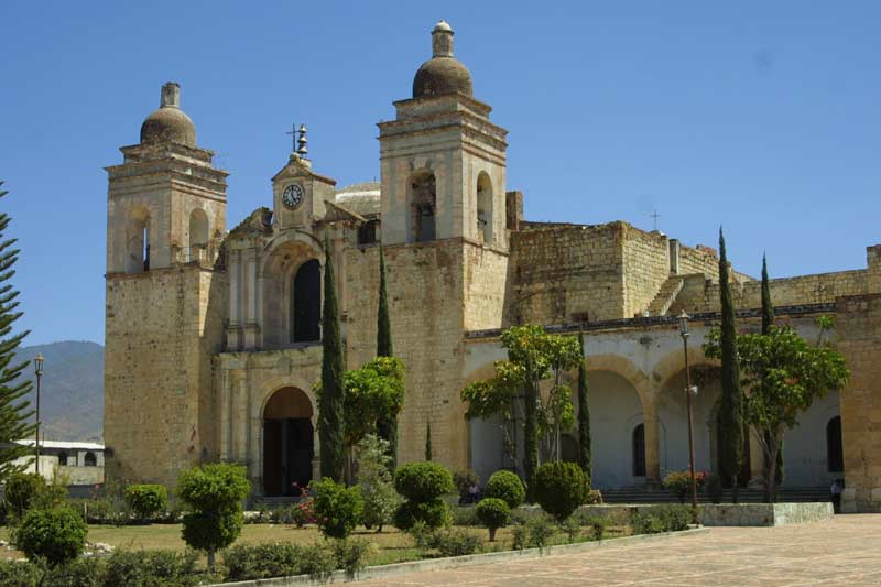 parroquia san pedro y san pablo villa de etla