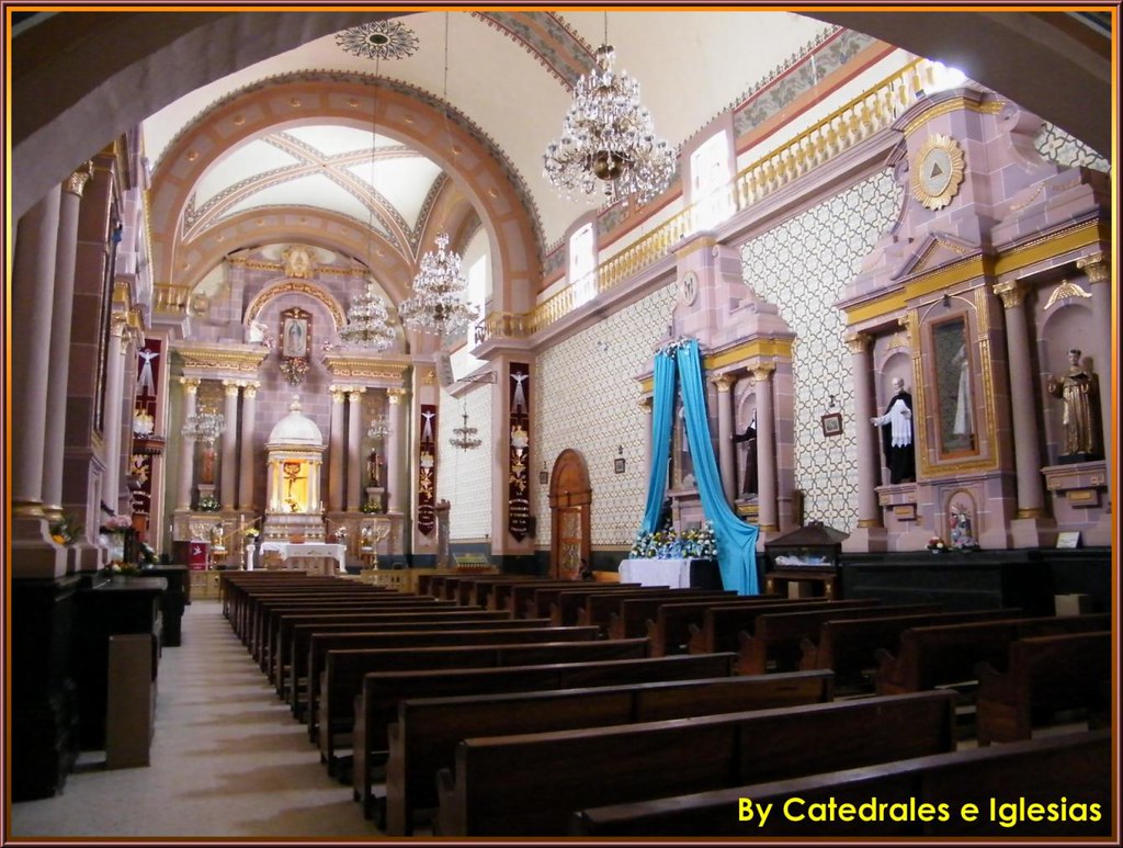 parroquia san pedro y san pablo zinapecuaro