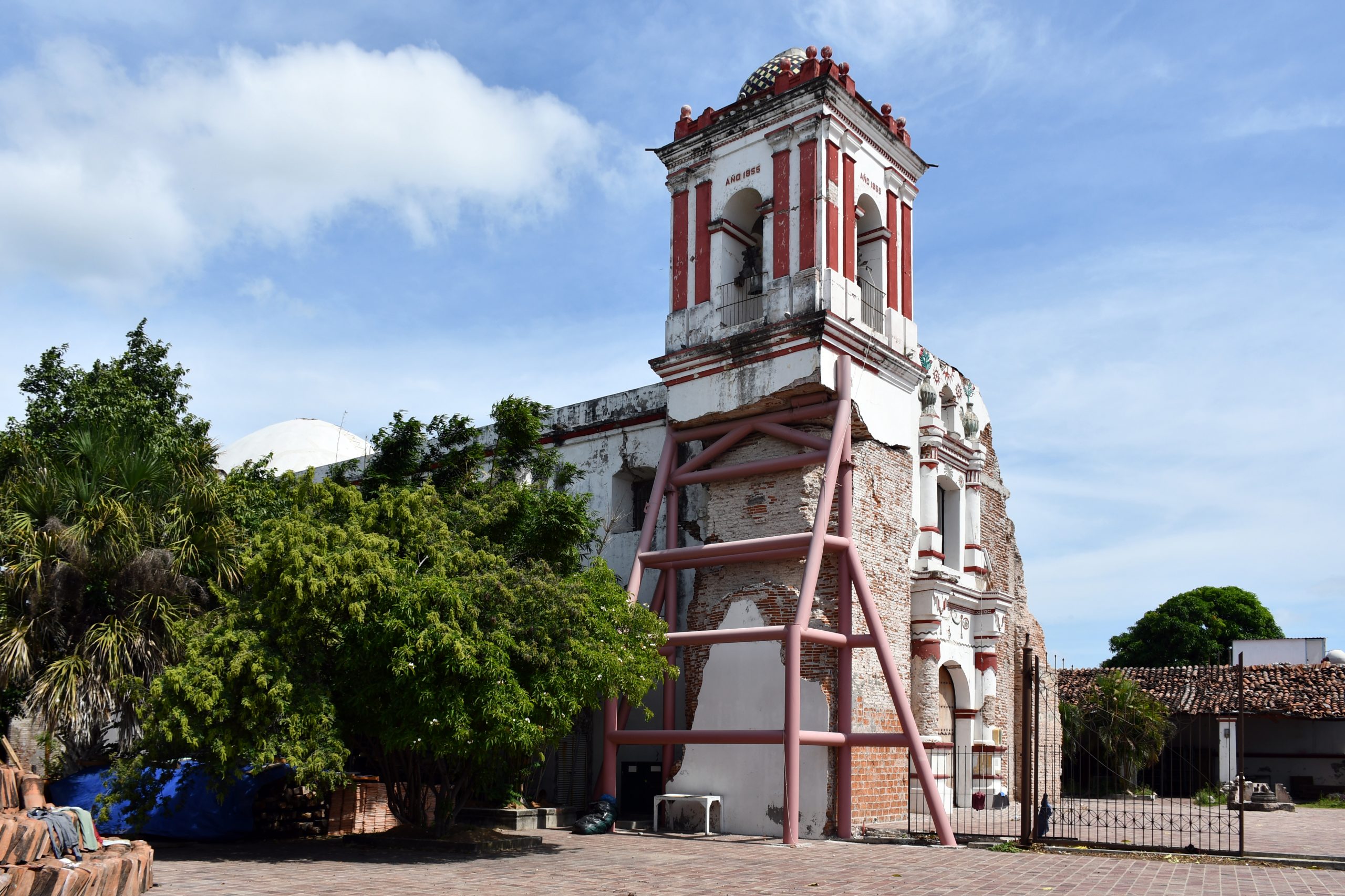 parroquia san vicente ferrer heroica ciudad de juchitan de zaragoza scaled