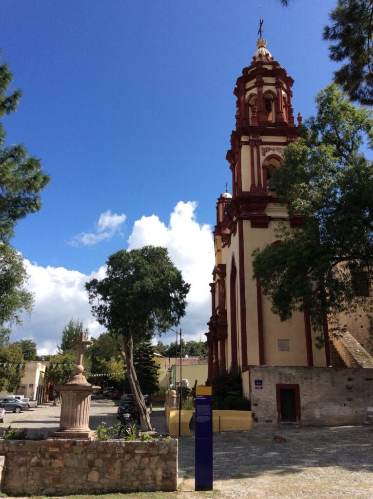 parroquia santa isabel armadillo de los infante