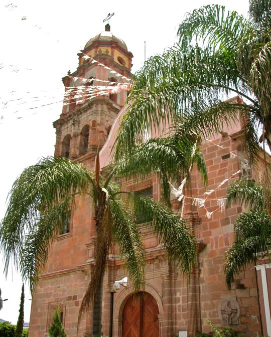 parroquia santiago apostol ameca