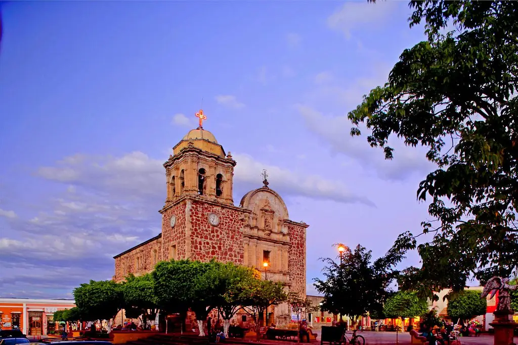 parroquia santiago apostol copandaro