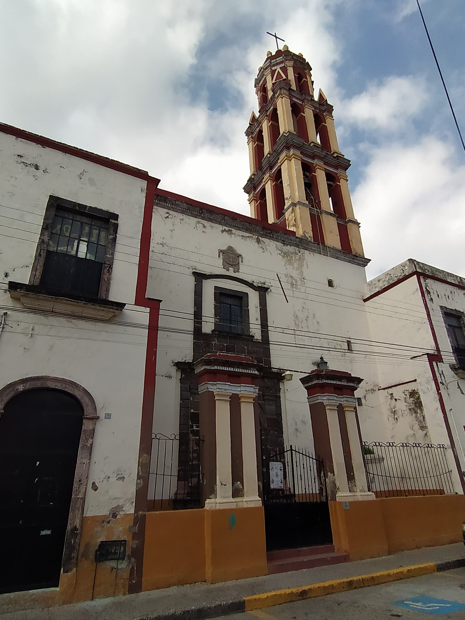 templo de jesus valle de santiago scaled