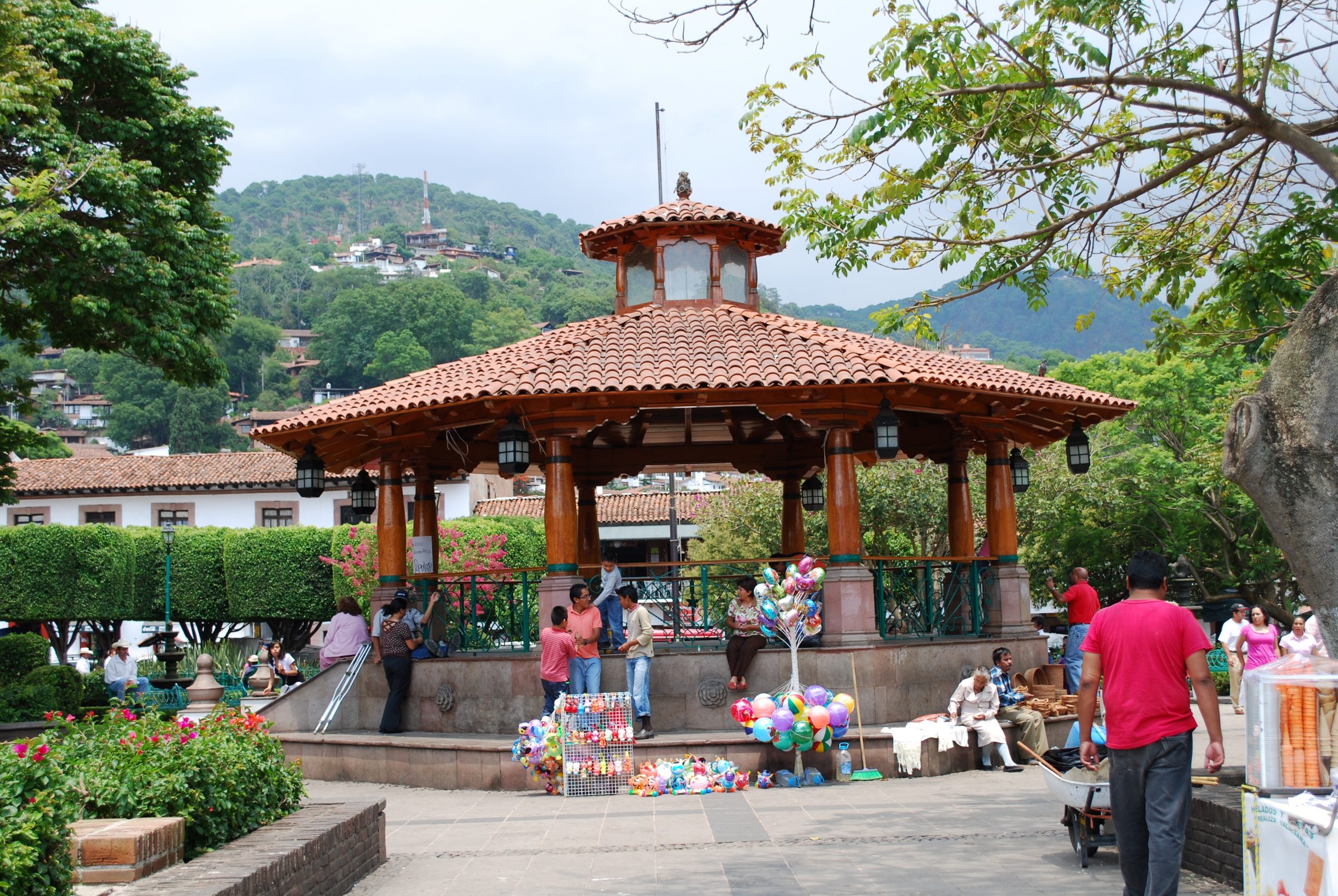 valle de bravo mexico scaled